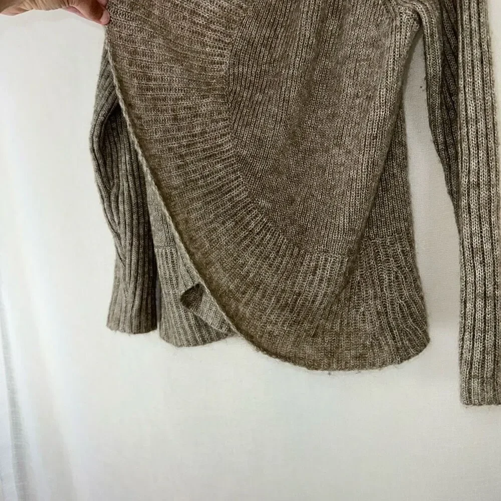 Chico’s Wool Mohair Blend‎ Tan Cardigan Sweater Womens Large Modern Cozy Casual